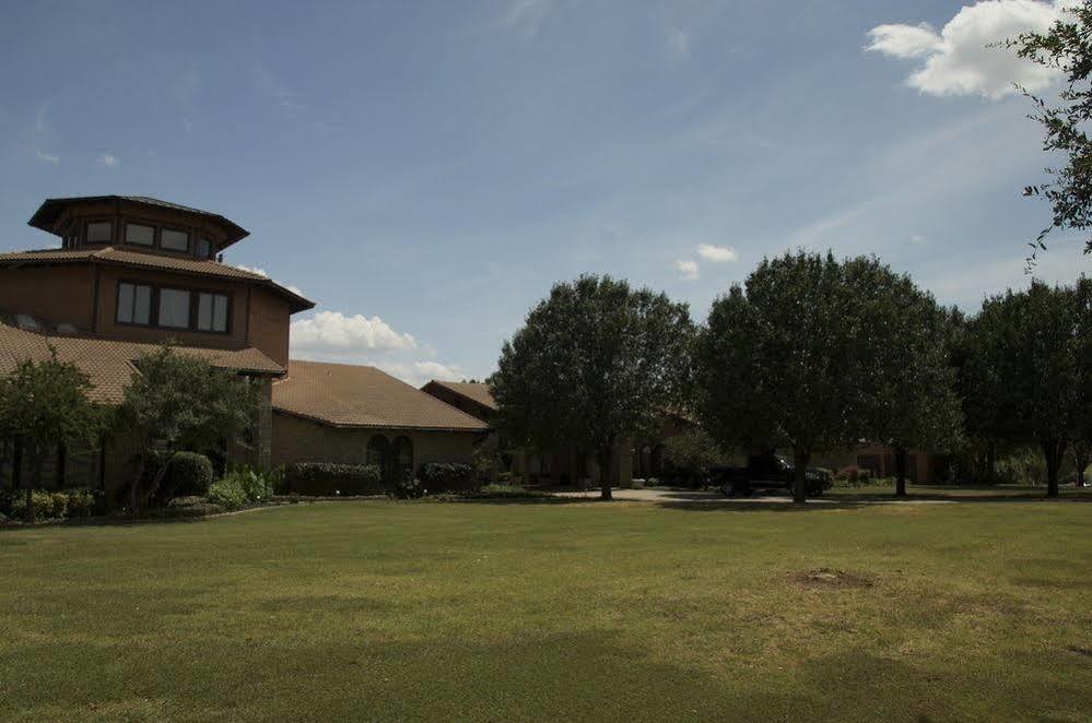Hotel Beaumont Ranch Grandview Esterno foto